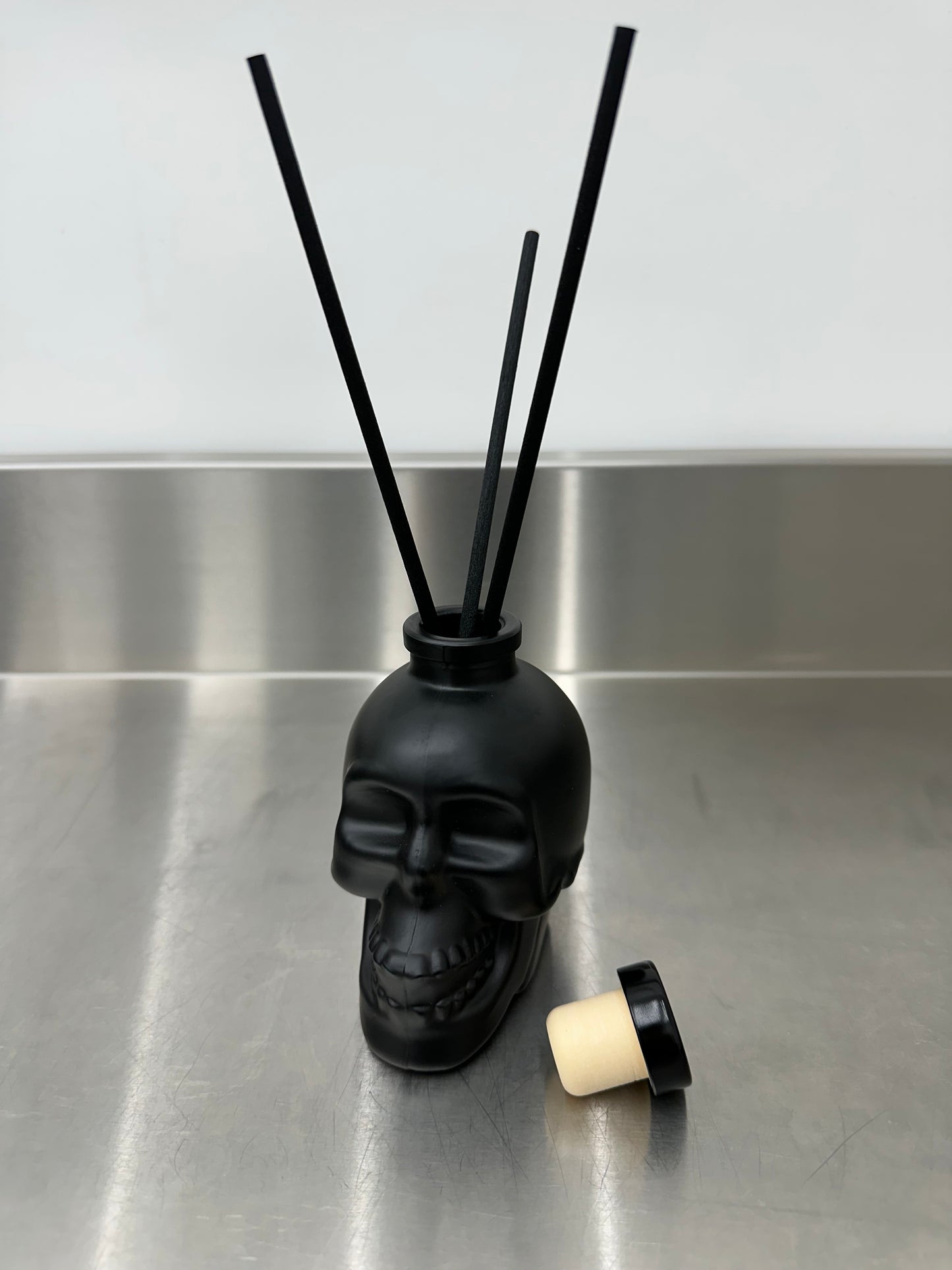 Skull Room Diffuser Oil, Vessel & Reeds